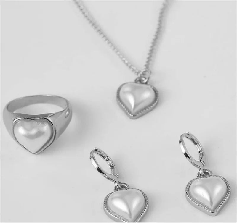 3 Piece Round Pearl Jewelry Set Earrings Pendant Necklace