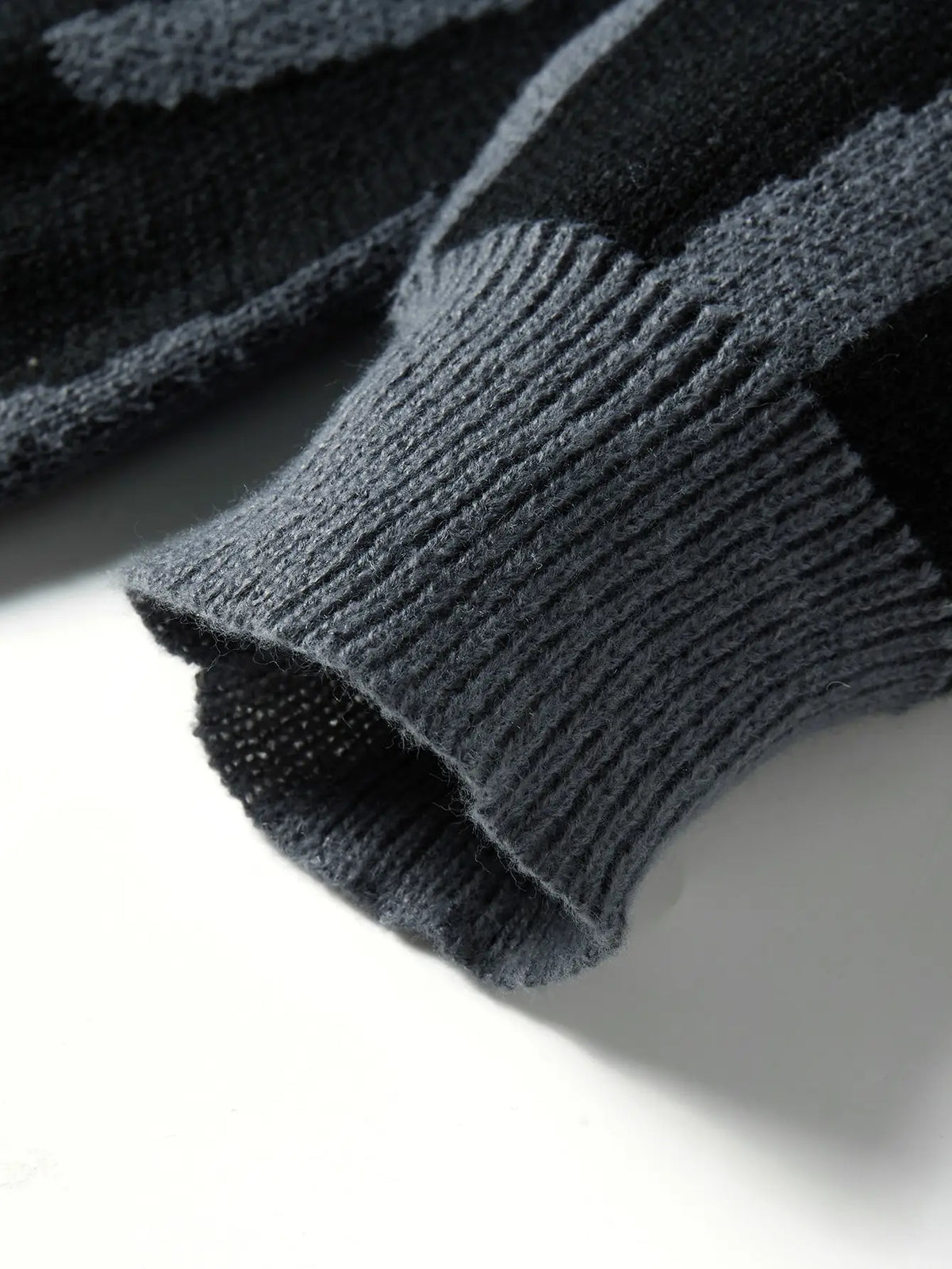 Autumn Winter Irregular Jacquard Pullover Sweater For Men