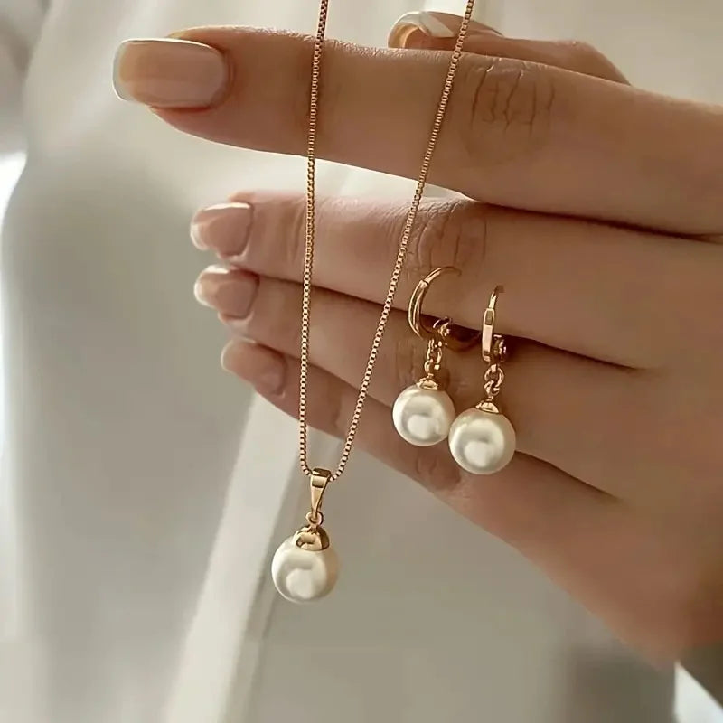 3 Piece Round Pearl Jewelry Set Earrings Pendant Necklace