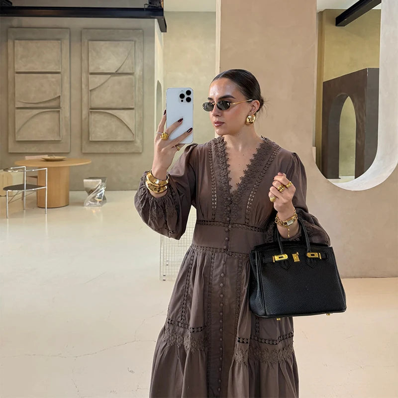 Elegant Lace Dress With V Neck Puff Sleeves For Spring