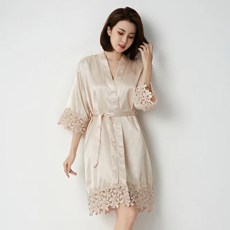 White Wedding Robe Embroidered Mother Bride Kimono Gown