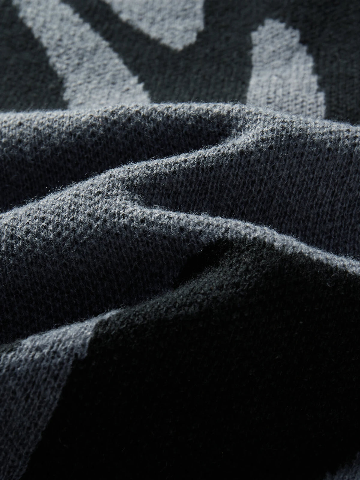 Autumn Winter Irregular Jacquard Pullover Sweater For Men