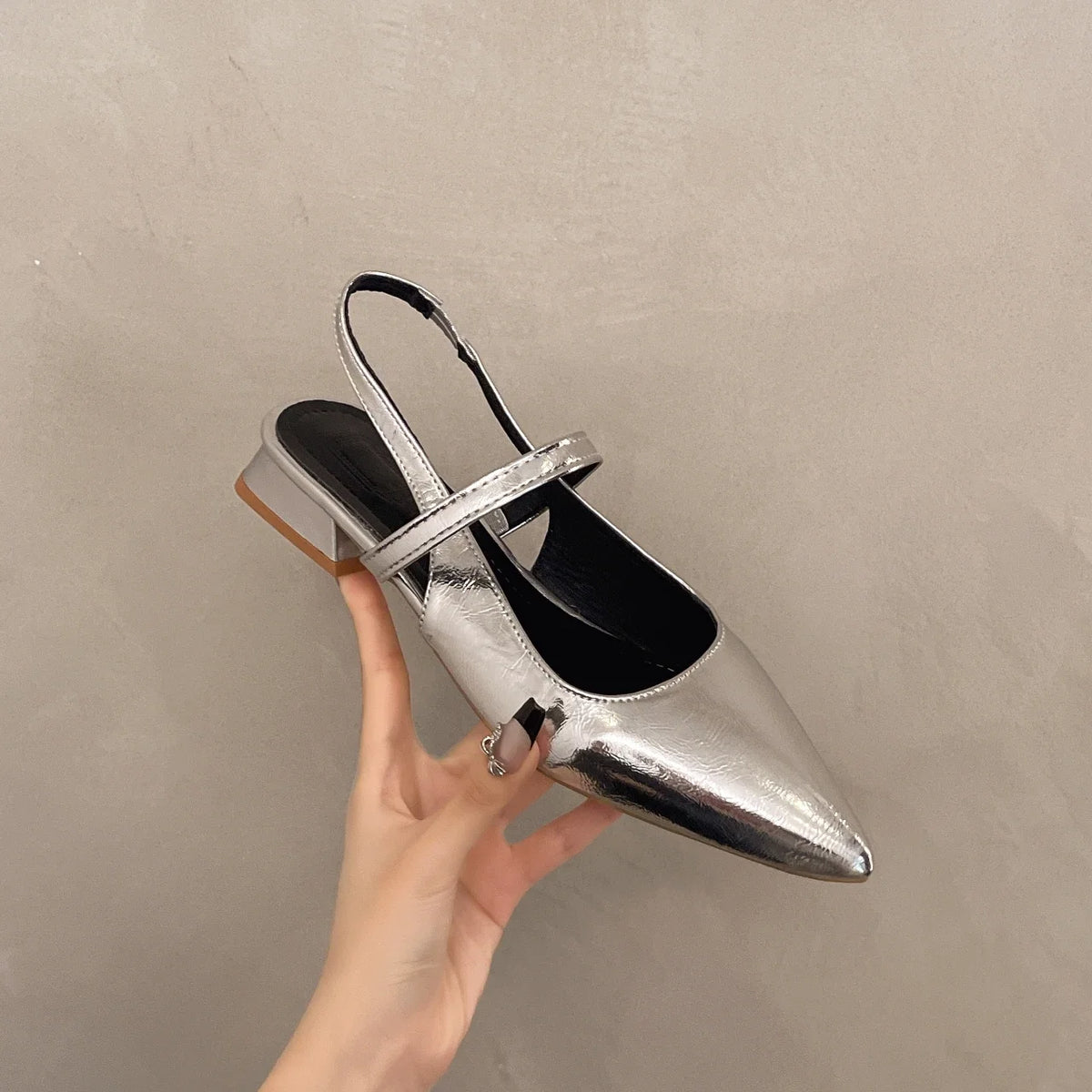 Women Patent Leather One Line Buckle Strap Cat Heel Sandals